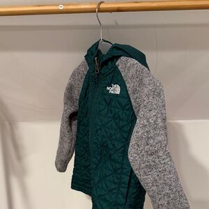 The North Face Hooded Quilter Sweater Jacket, size 3T